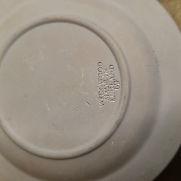 Vintage Wedgwood Porcelain Trinket Dish 4.5" #1 - Picture 7 of 7